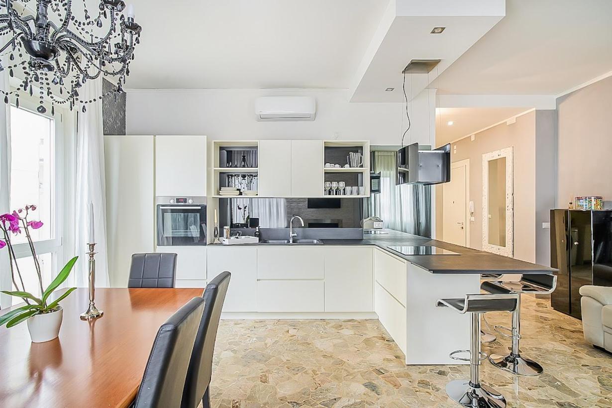 Elegant & Spacious - 30 Min From Venice - King Beds! Apartment Treviso